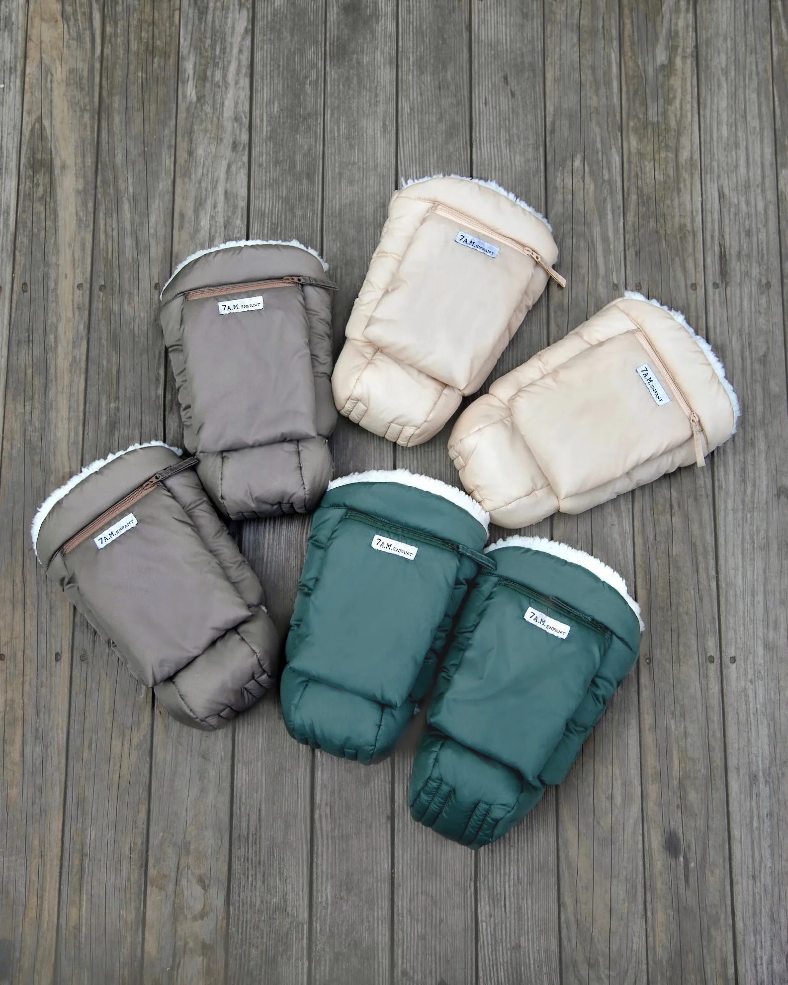 7 A.M. Enfant Warmmuffs - Pine Oslo Cloud