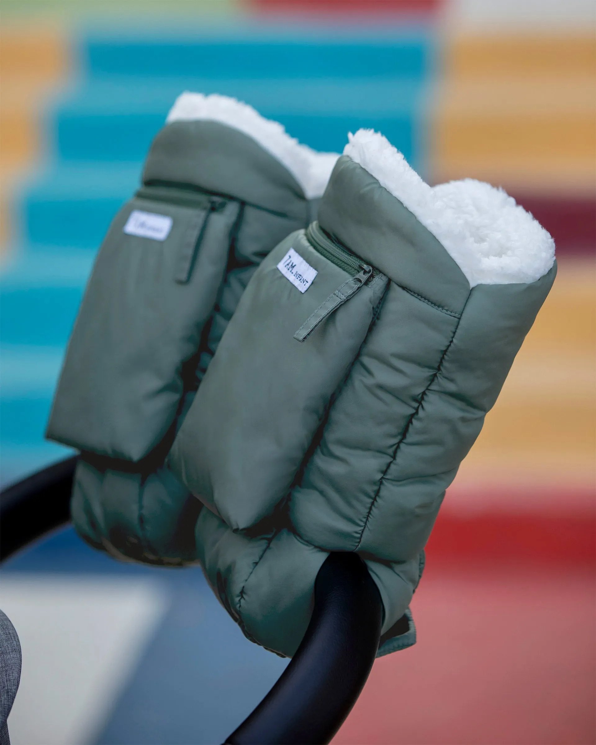 7 A.M. Enfant Warmmuffs - Pine Oslo Cloud