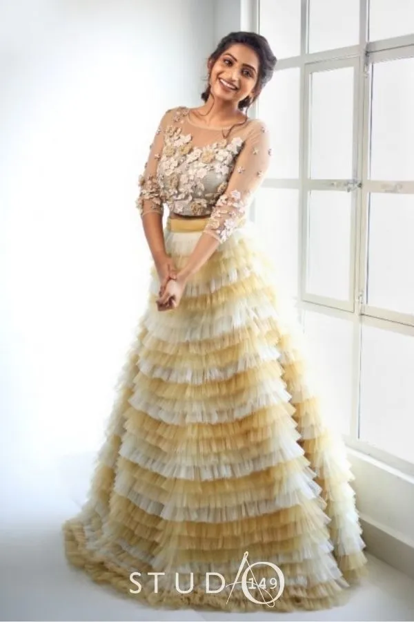 BRIDAL CROP TOP OUTFIT
