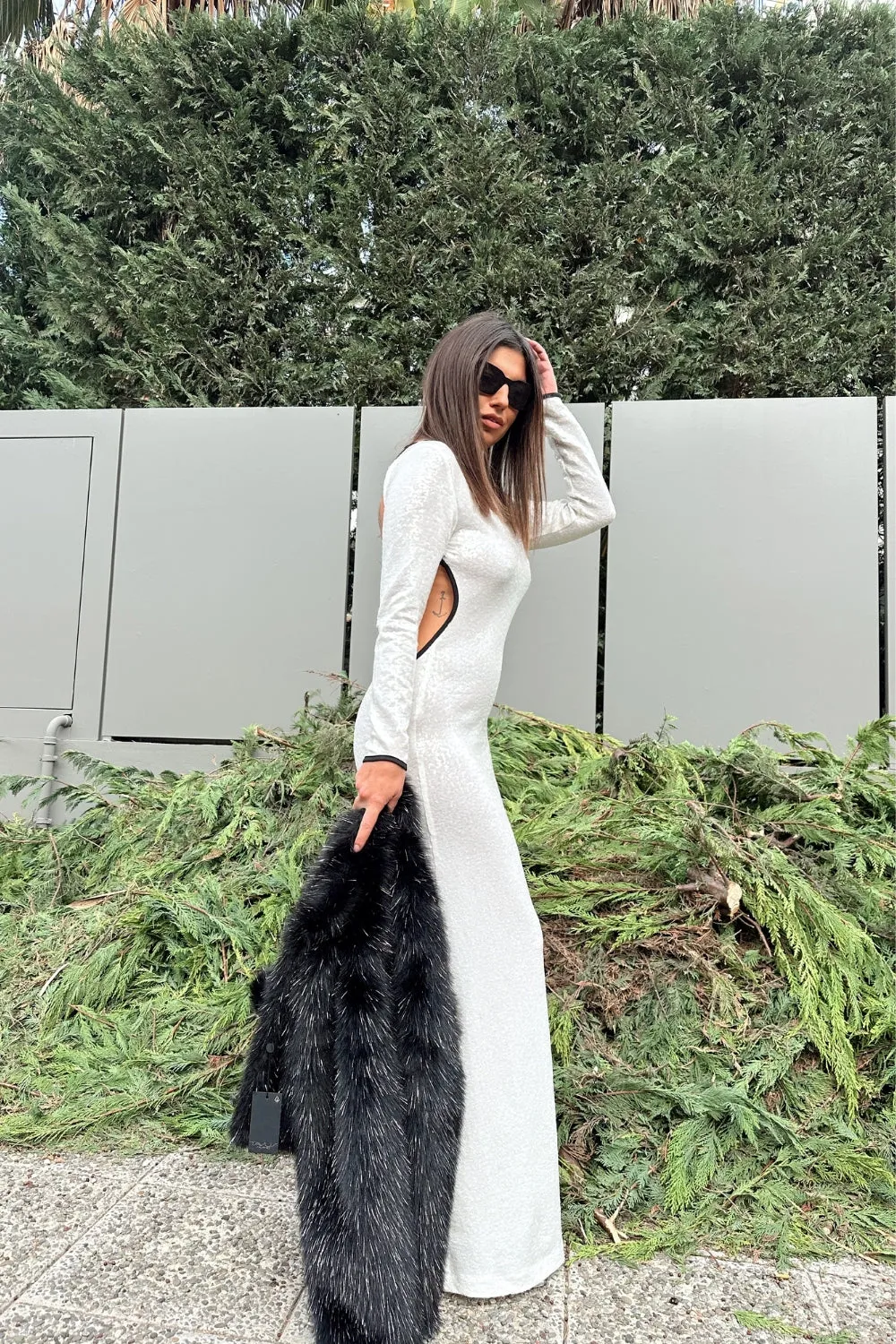 BUTLESS MAXI DRESS