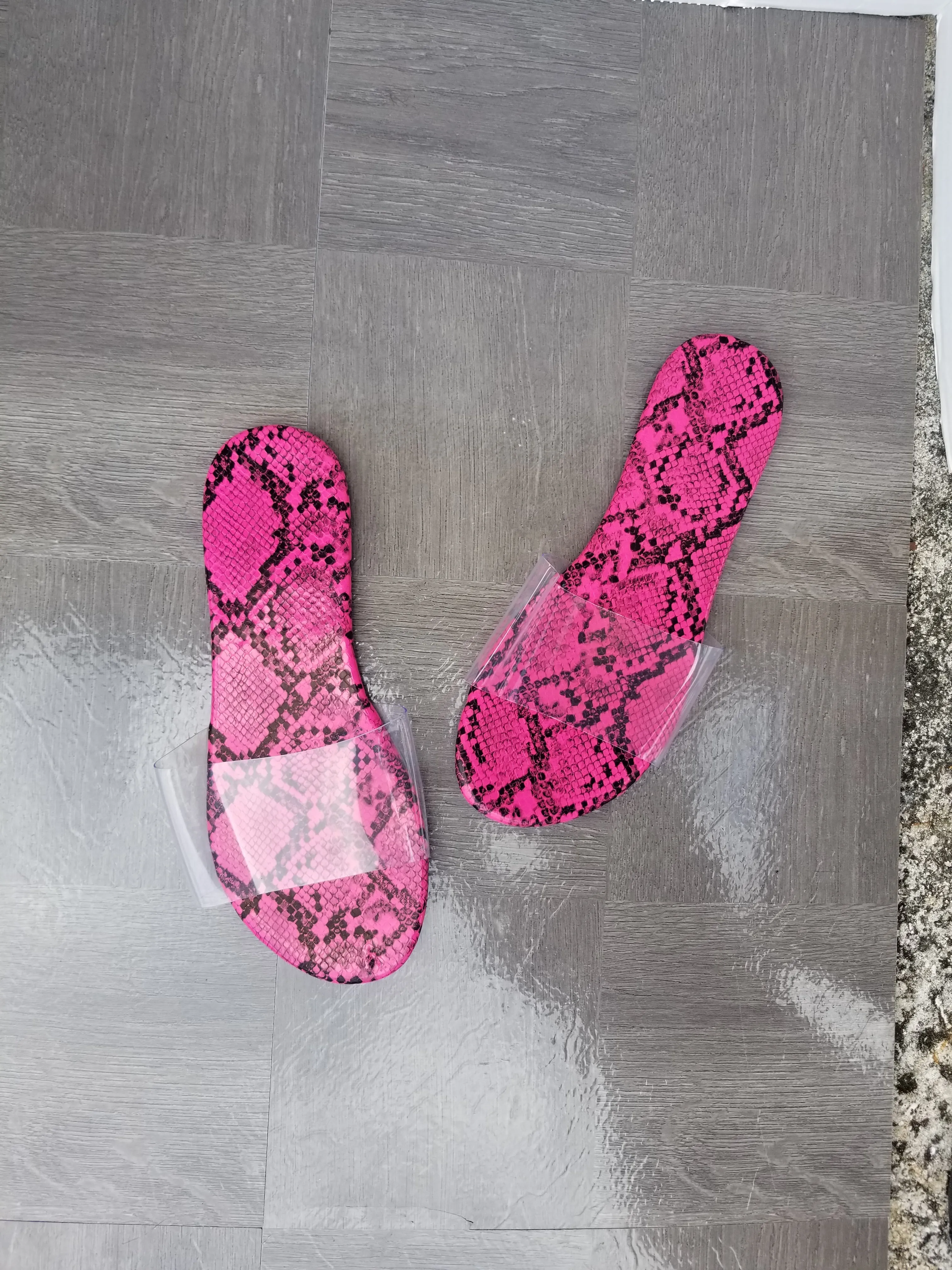 Izzy SSslides