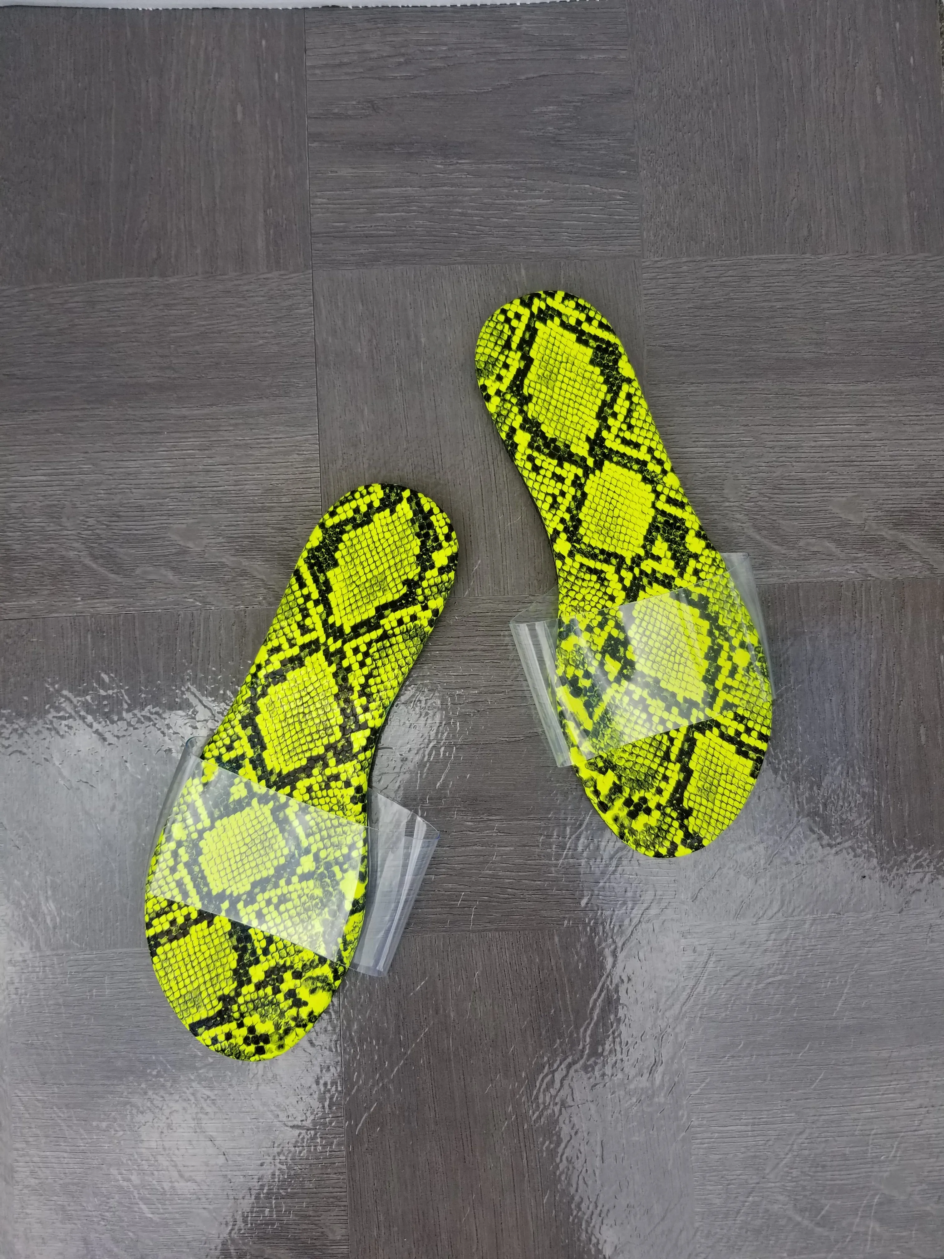 Izzy SSslides