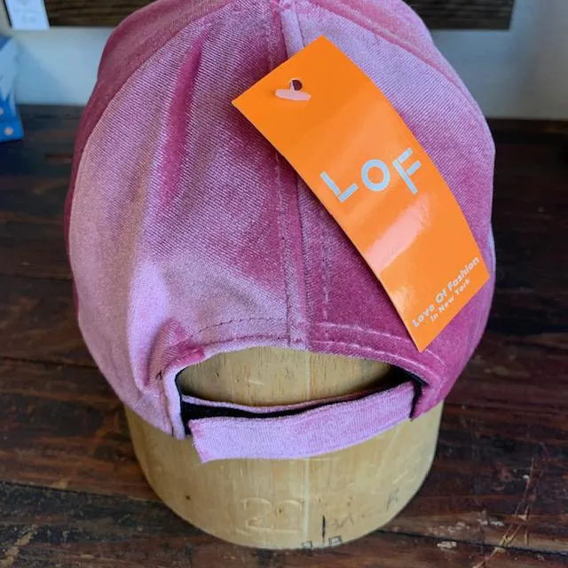 PINK VELVET QRVS LOGO HAT