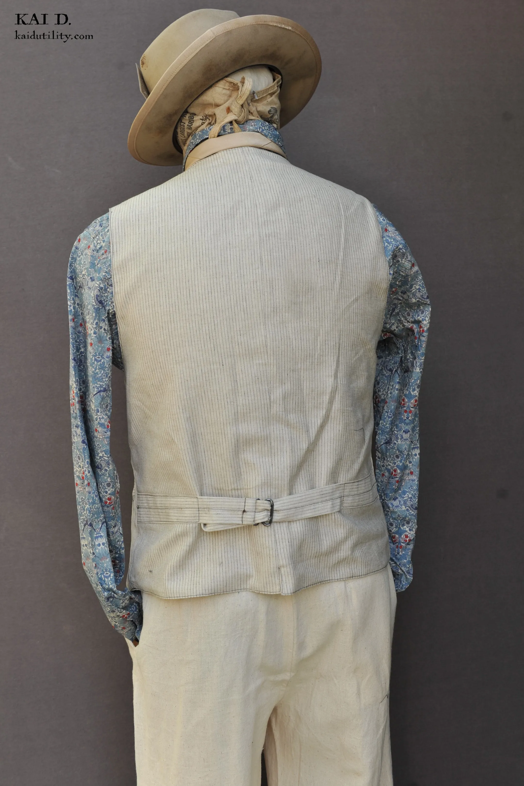 Shoemaker's Vest - Cream Pin - S, M, L, XL, XXL